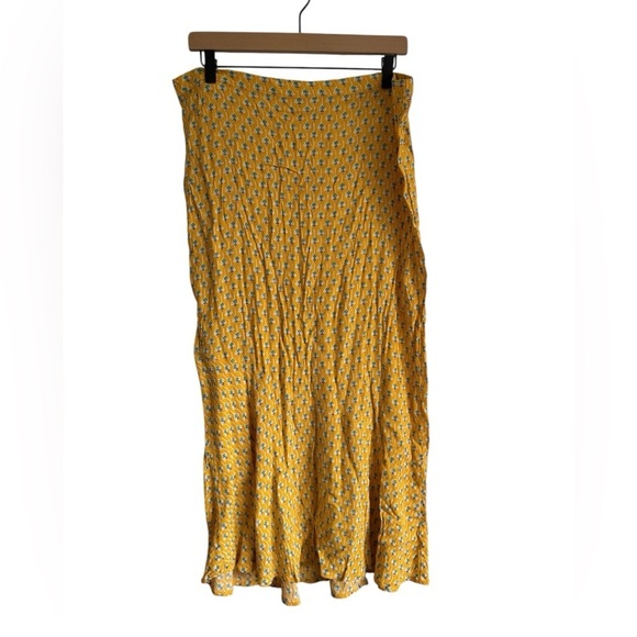 RHODE x Target Dainty Lotus Print Midi Skirt Size Large - Picture 2 of 8